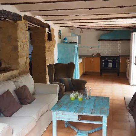 Casas Rurales La Artiga Casa di campagna *